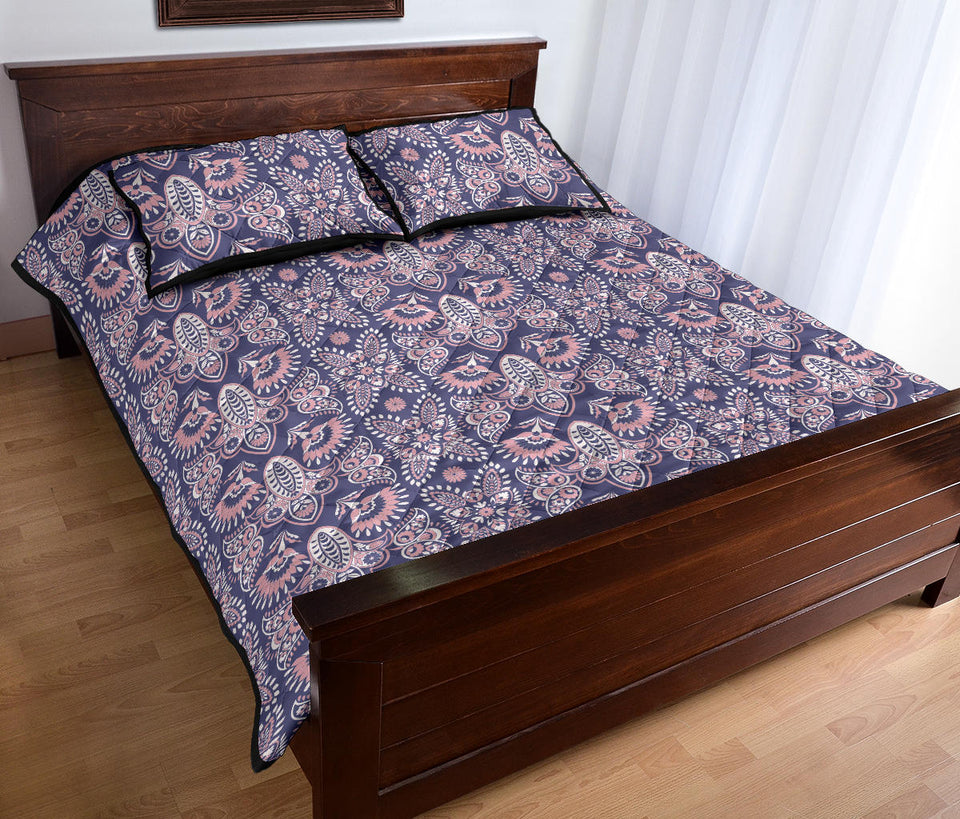 Indian Batik Style pattern Quilt Bed Set