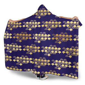 Beautiful Japanese Fan Pattern Hooded Blanket