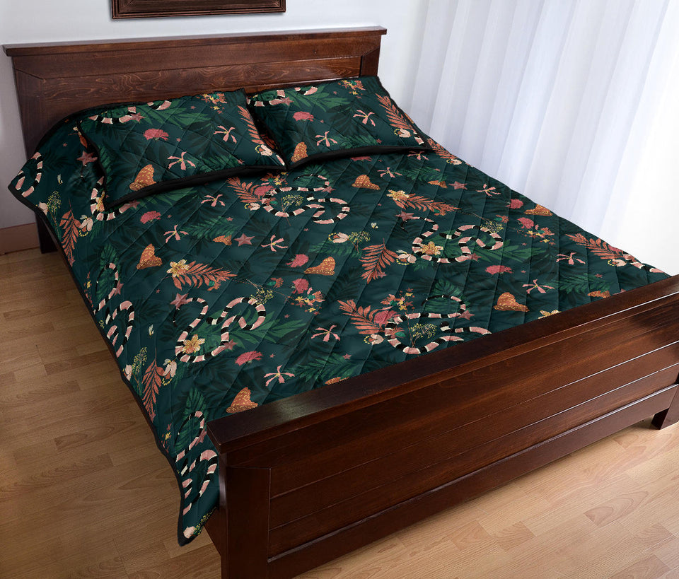 Snake forest pattern Quilt Bed Set