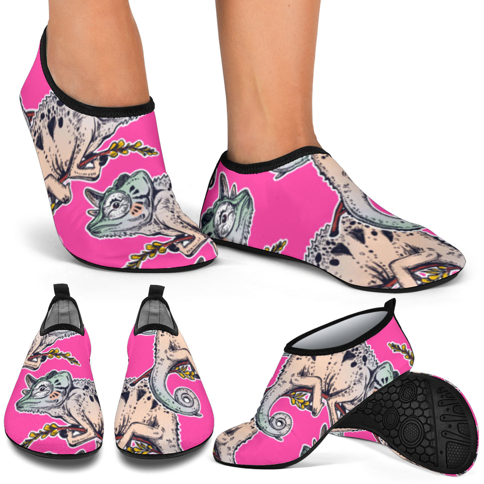 Chameleon Lizard Pattern Pink Background Aqua Shoes