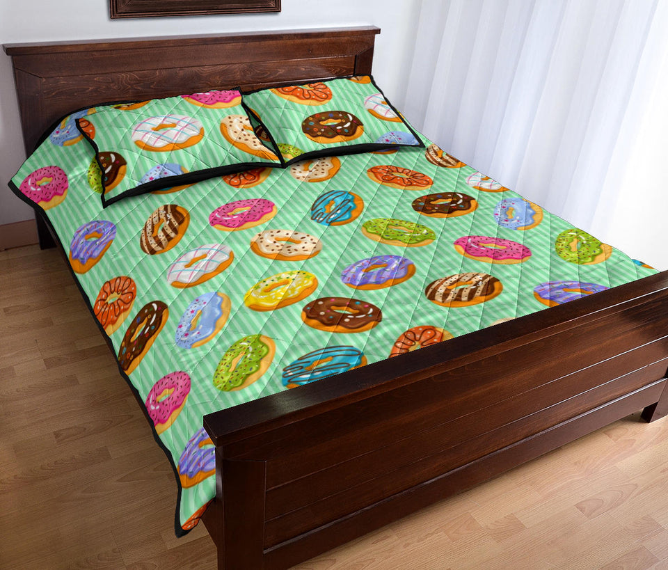 Colorful donut pattern green background Quilt Bed Set