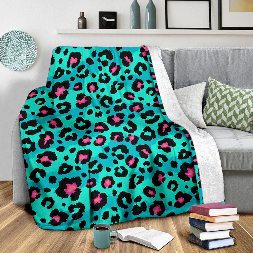 Green Leopard Skin Print Pattern Premium Blanket