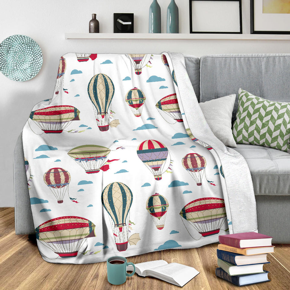 Hot Air Balloon Pattern Premium Blanket