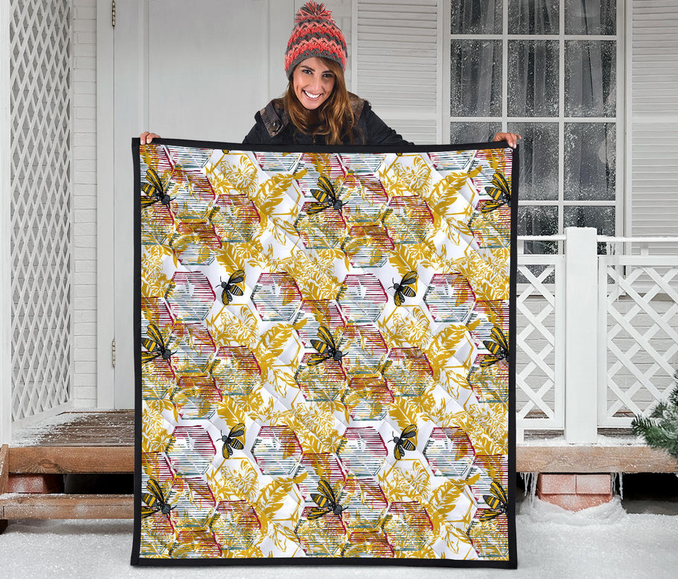 Cool Bee Honeycomb Leaves Pattern Premium Quilt