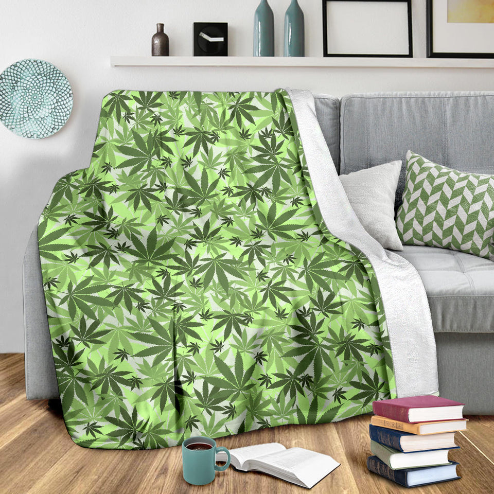 Canabis Marijuana Weed Pattern Print Design 01 Premium Blanket