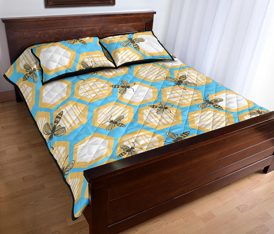 Bee honeycomb pattern Quilt Bed Set