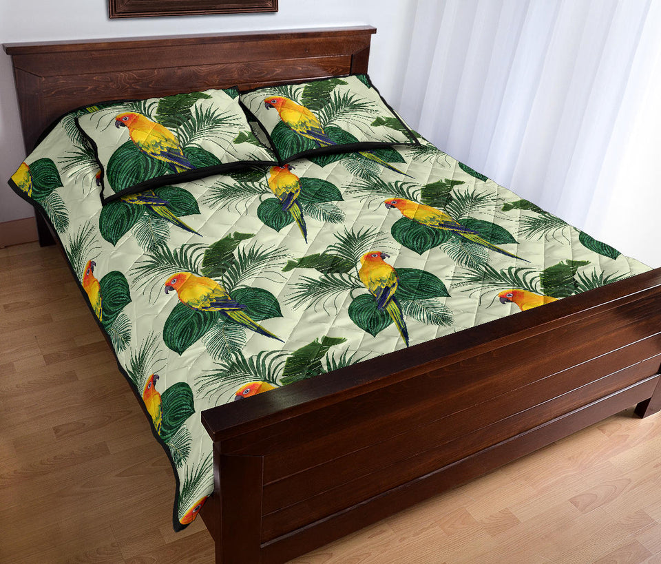 Beautiful parrot palm leaves pattern Quilt Bed Set