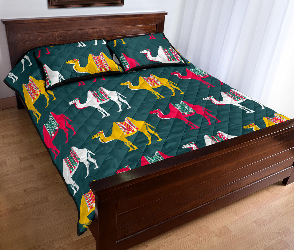 Camel pattern Quilt Bed Set