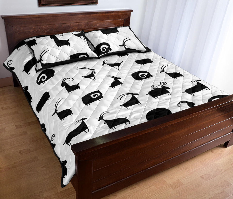 Goat ram pattern Quilt Bed Set