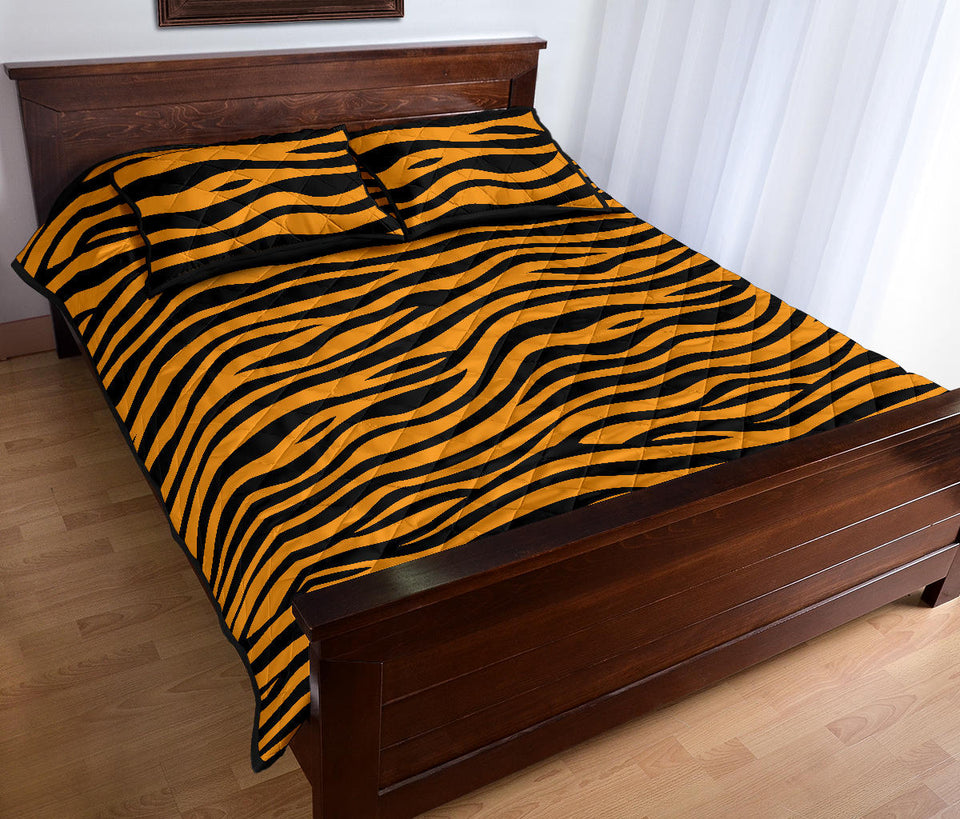 Bengal tigers skin print pattern background Quilt Bed Set