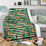 Horseshoes Pattern Print Design 01 Premium Blanket