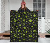 Alien Pattern Print Design 02 Premium Quilt