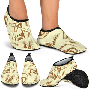 Windmill Wheat Pattern Aqua Shoes