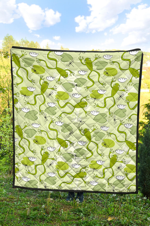 Cute Frog Dragonfly Pattern Premium Quilt