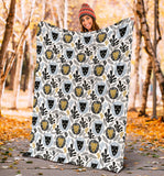 Lion Pattern Print Design 05 Premium Blanket