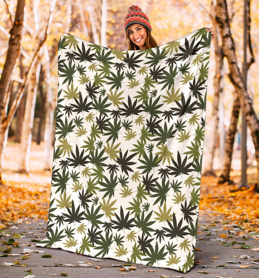Canabis Marijuana Weed Pattern Print Design 05 Premium Blanket