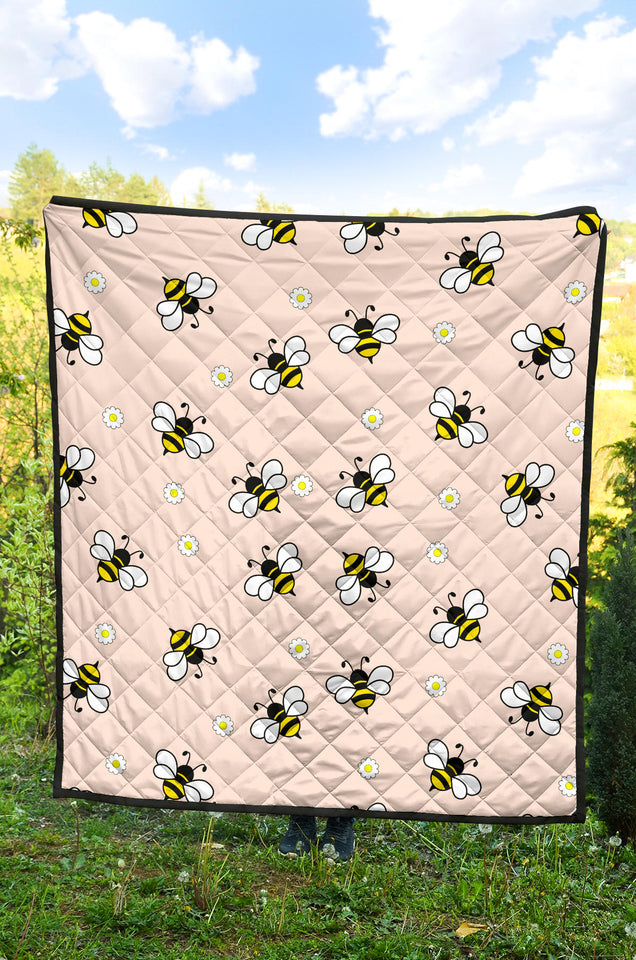 Cute Bee Flower Pattern Pink Background Premium Quilt