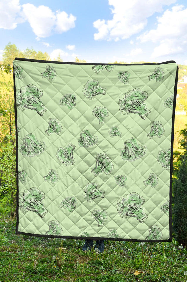 Broccoli Sketch Pattern Premium Quilt