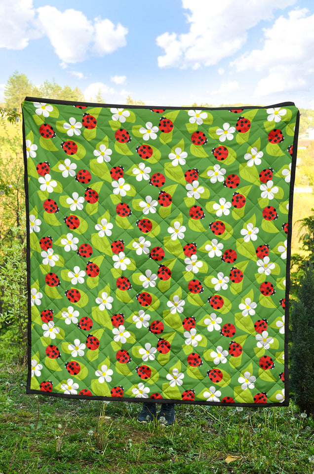 Ladybug Pattern Print Design 01 Premium Quilt