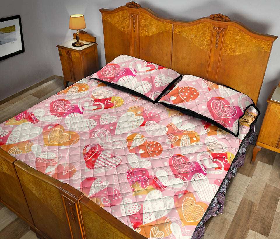 Hand drawn heart design pattern Quilt Bed Set