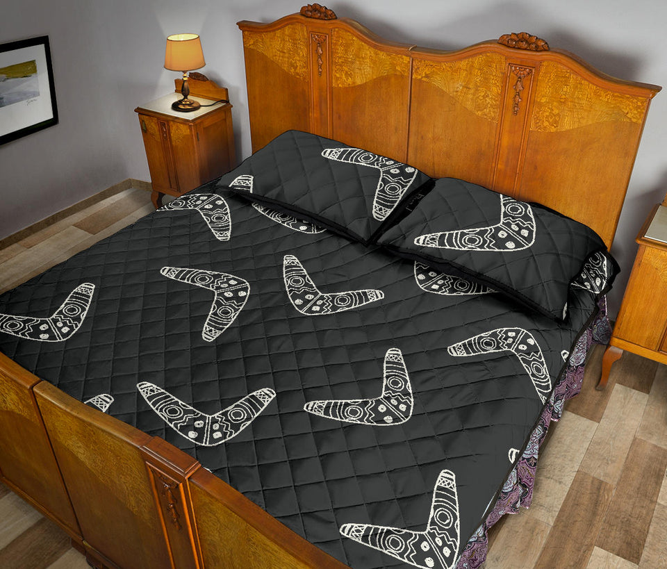 Hand drawn boomerang Australian aboriginal ornament Quilt Bed Set