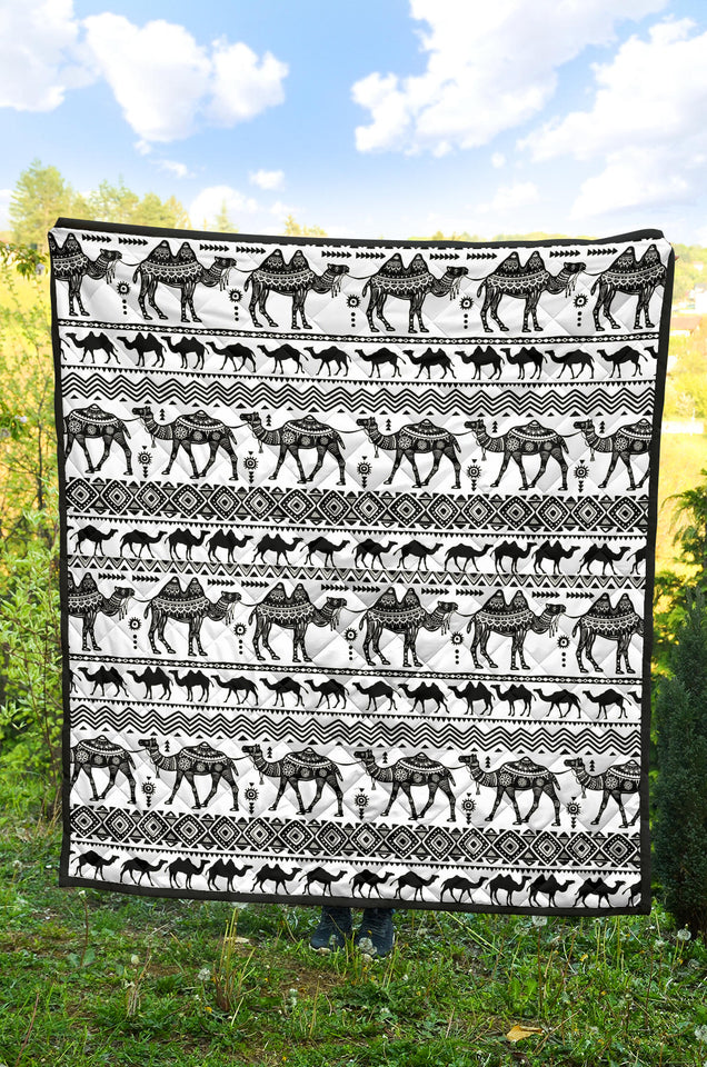 Camel Polynesian Tribal Pattern Premium Quilt