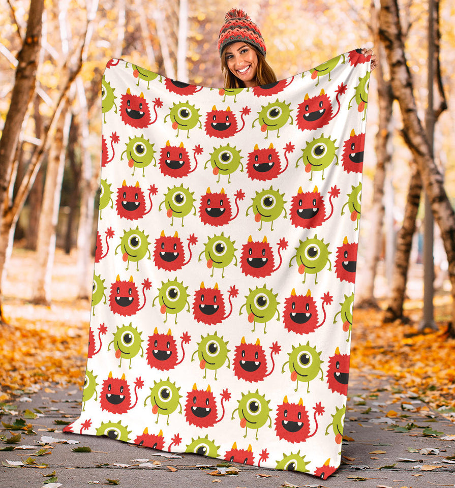 Alien Pattern Print Design 05 Premium Blanket