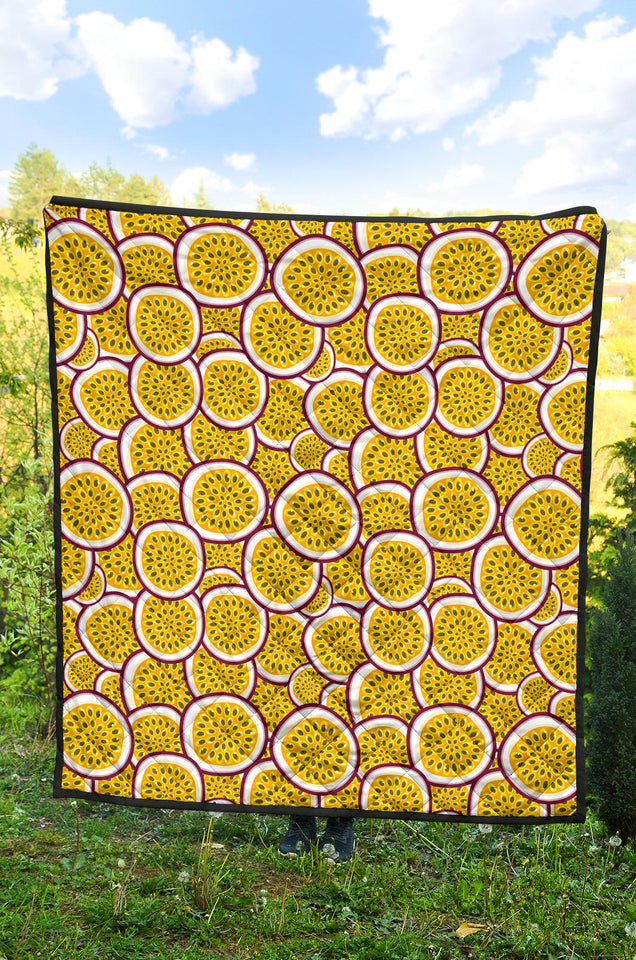 Passion Fruits Slice Pattern Premium Quilt