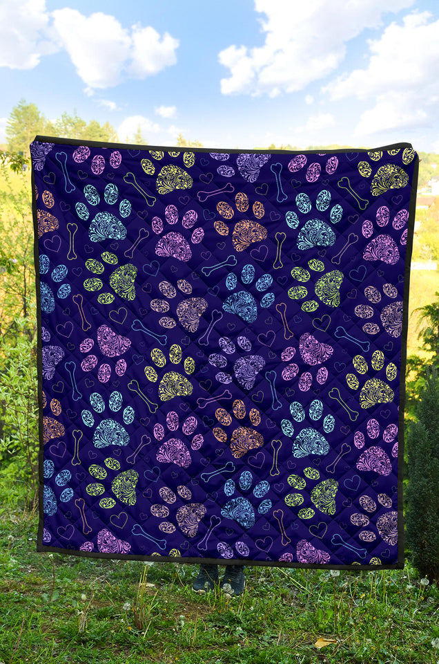 Dog Paws Pattern Print Design 02 Premium Quilt
