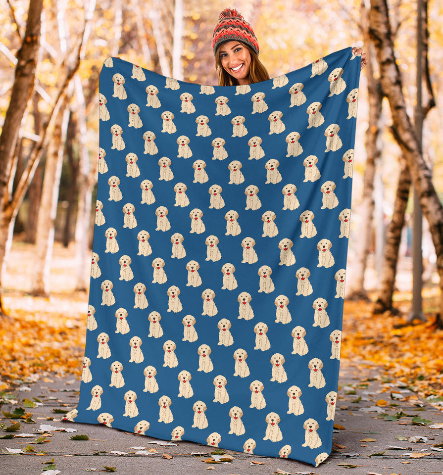 Golden Retriever Pattern Print Design 03 Premium Blanket