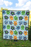 Alien Pattern Print Design 04 Premium Quilt