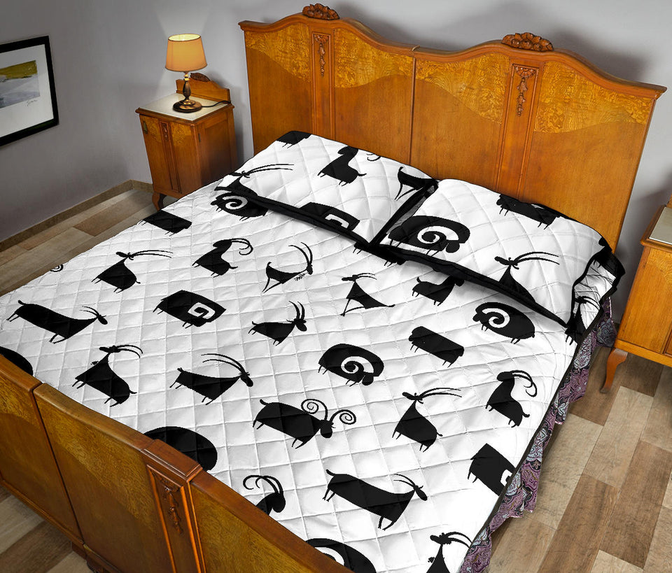 Goat ram pattern Quilt Bed Set