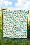 Green Ginkgo Leaves Pattern Premium Quilt
