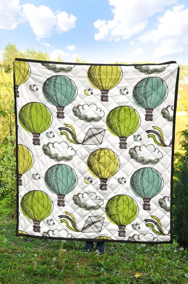 Hot Air Balloon Bird Cloud Pattern Premium Quilt