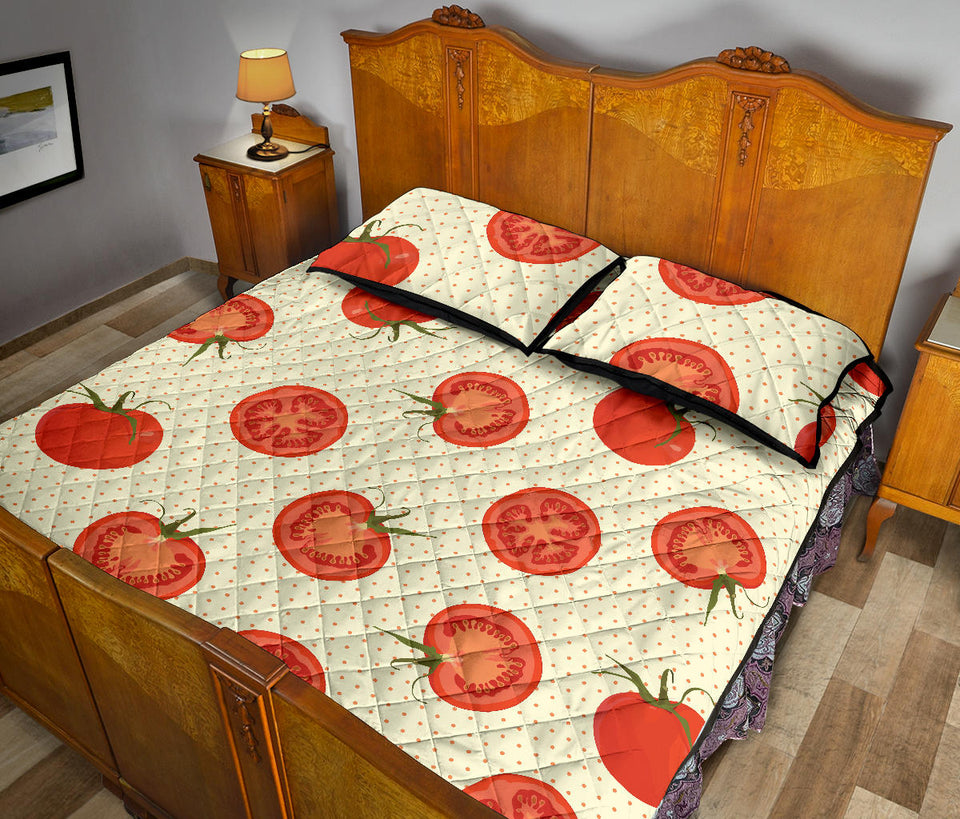Tomato dot background Quilt Bed Set