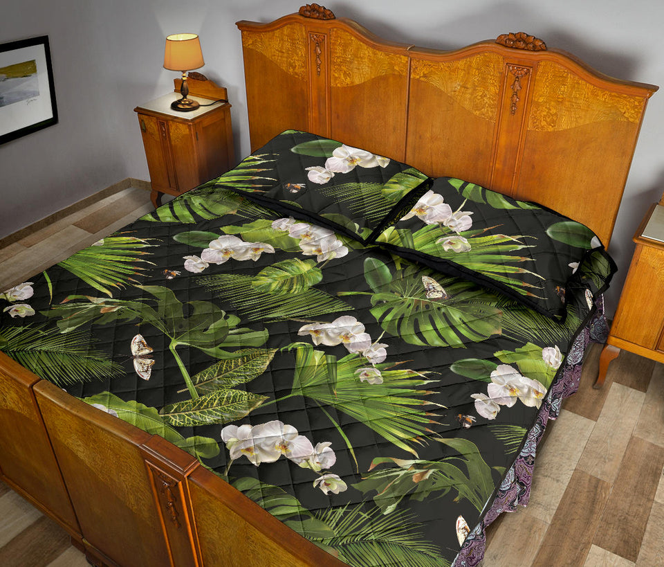 White orchid flower tropical leaves pattern blackground Quilt Bed Set