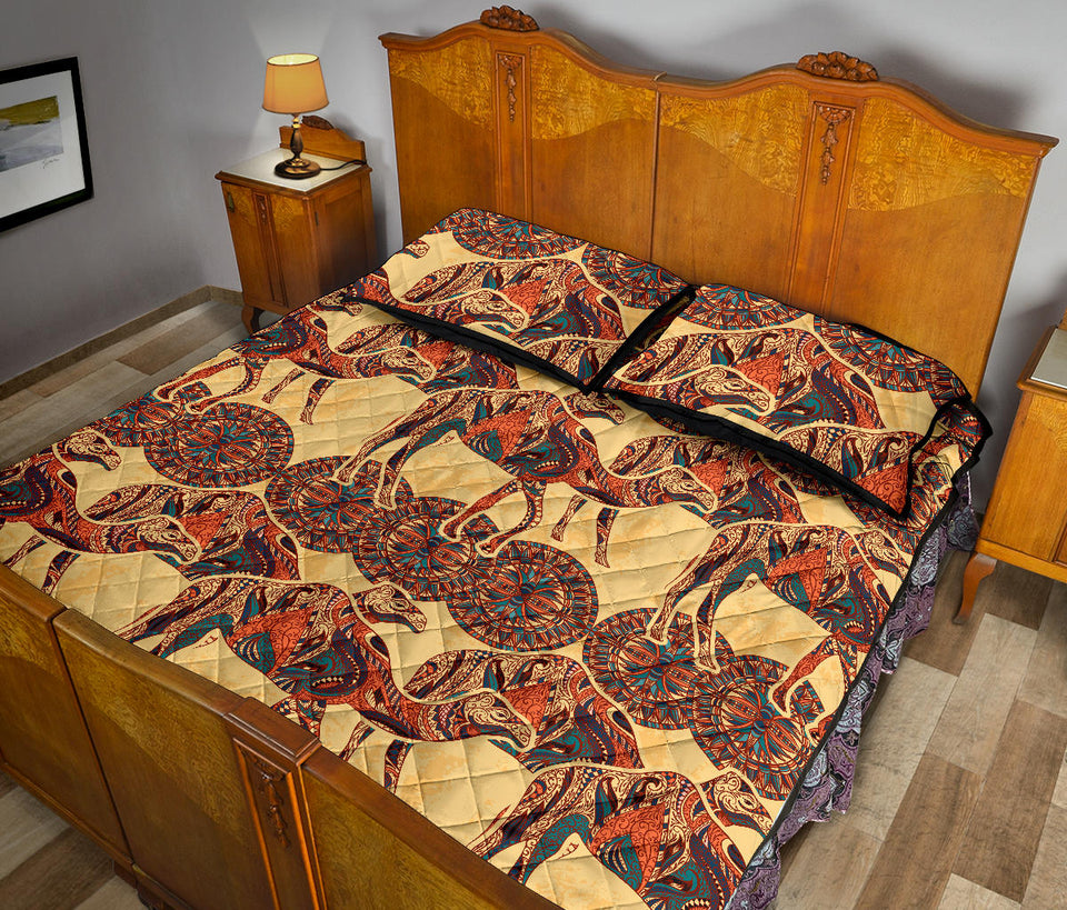 Camel polynesian tribal design pattern Quilt Bed Set