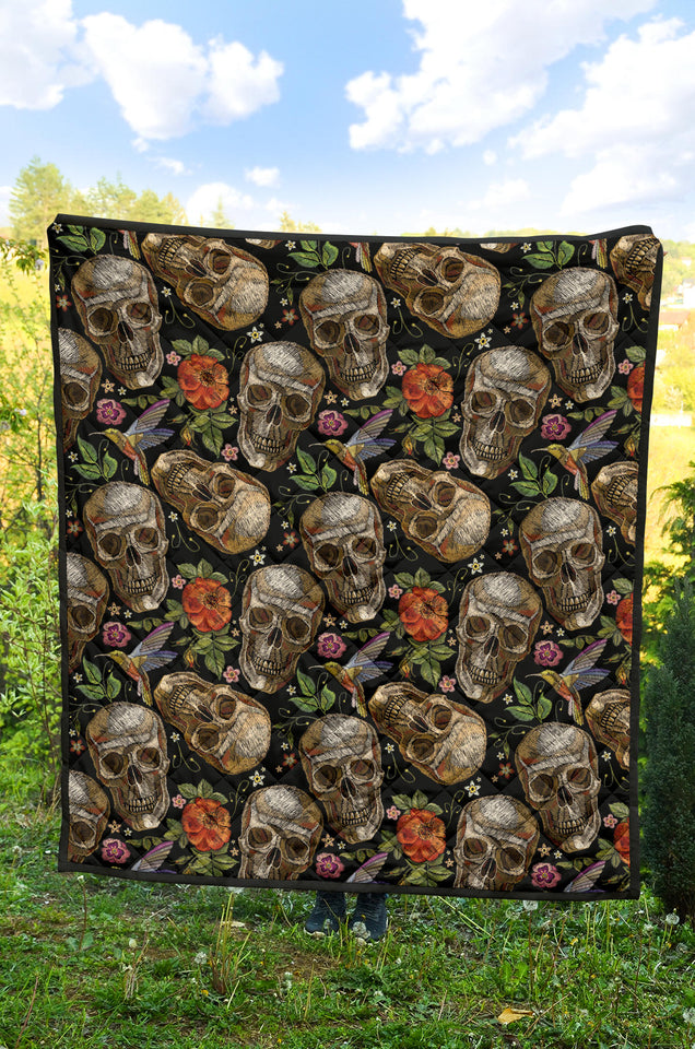 Skull Rose Humming Bird Flower Pattern Premium Quilt.