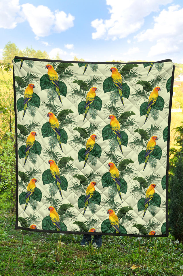 Beautiful Parrot Palm Leaves Pattern Premium Quilt