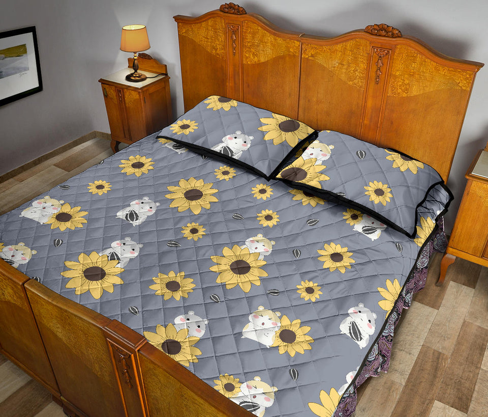 Cute hamster sunflower pattern background Quilt Bed Set