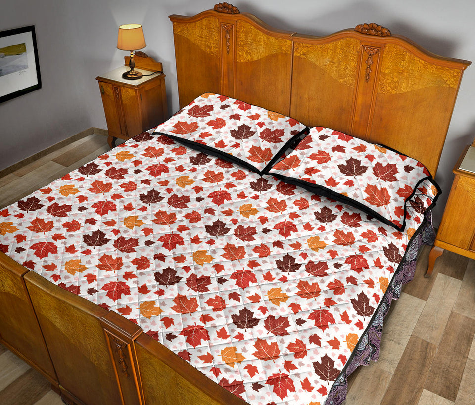 Colorful Maple Leaf pattern Quilt Bed Set