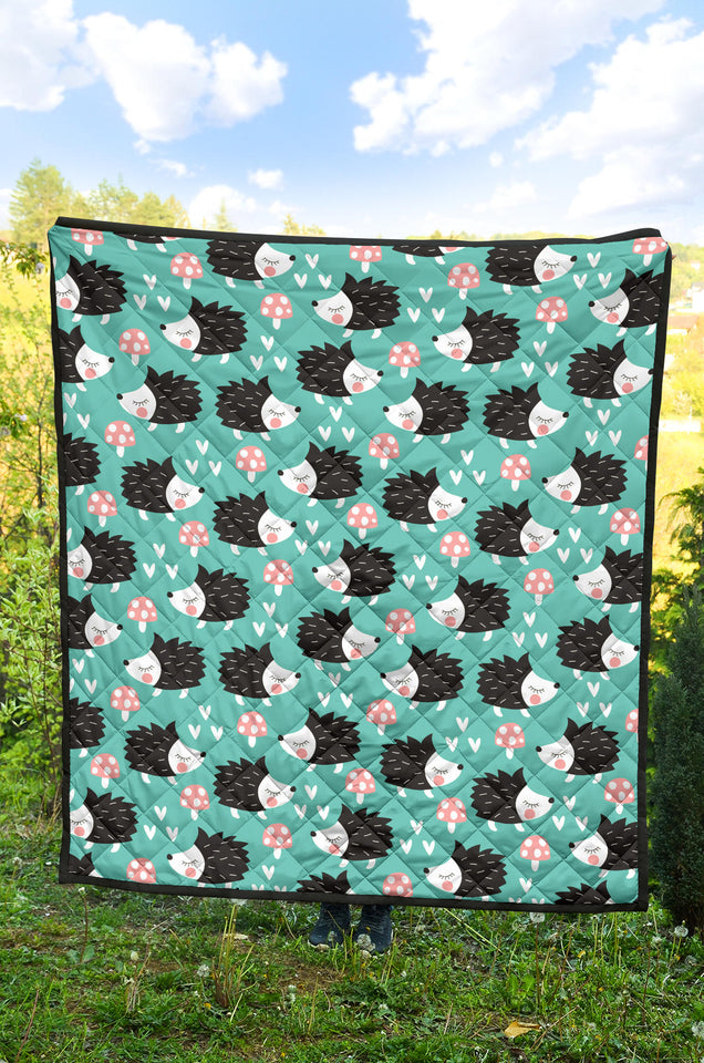 Hedgehog Pattern Print Design 03 Premium Quilt