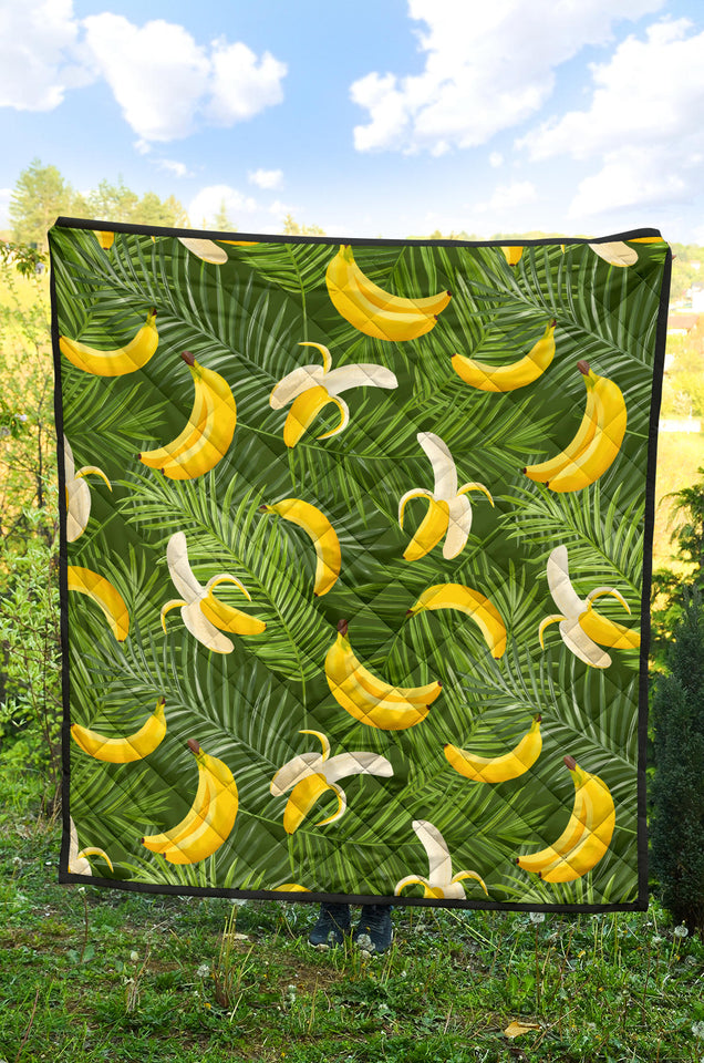 Banana Palm Leaves Pattern Premium Quilt