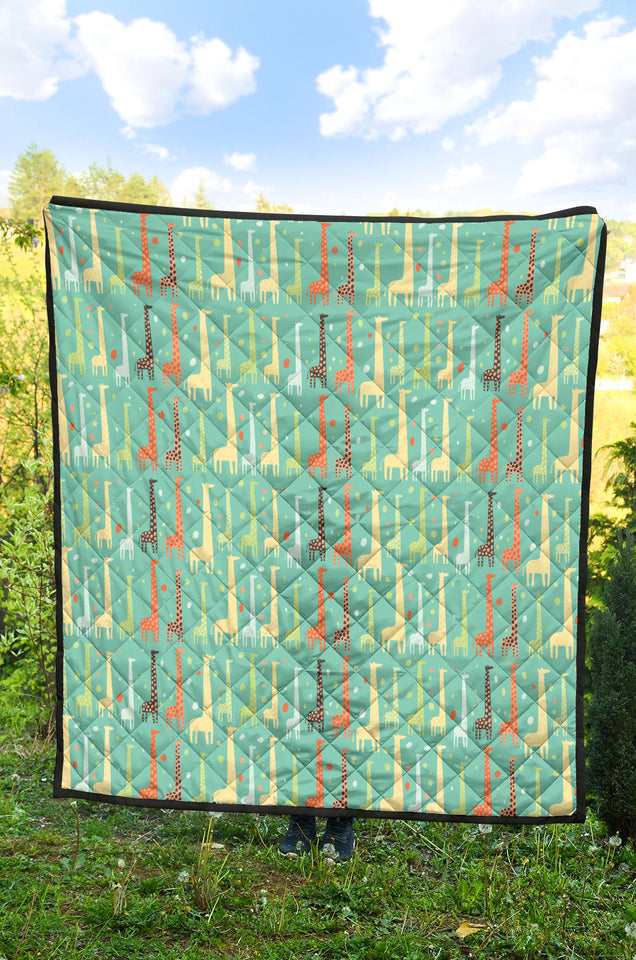 Giraffe Pattern Print Design 01 Premium Quilt