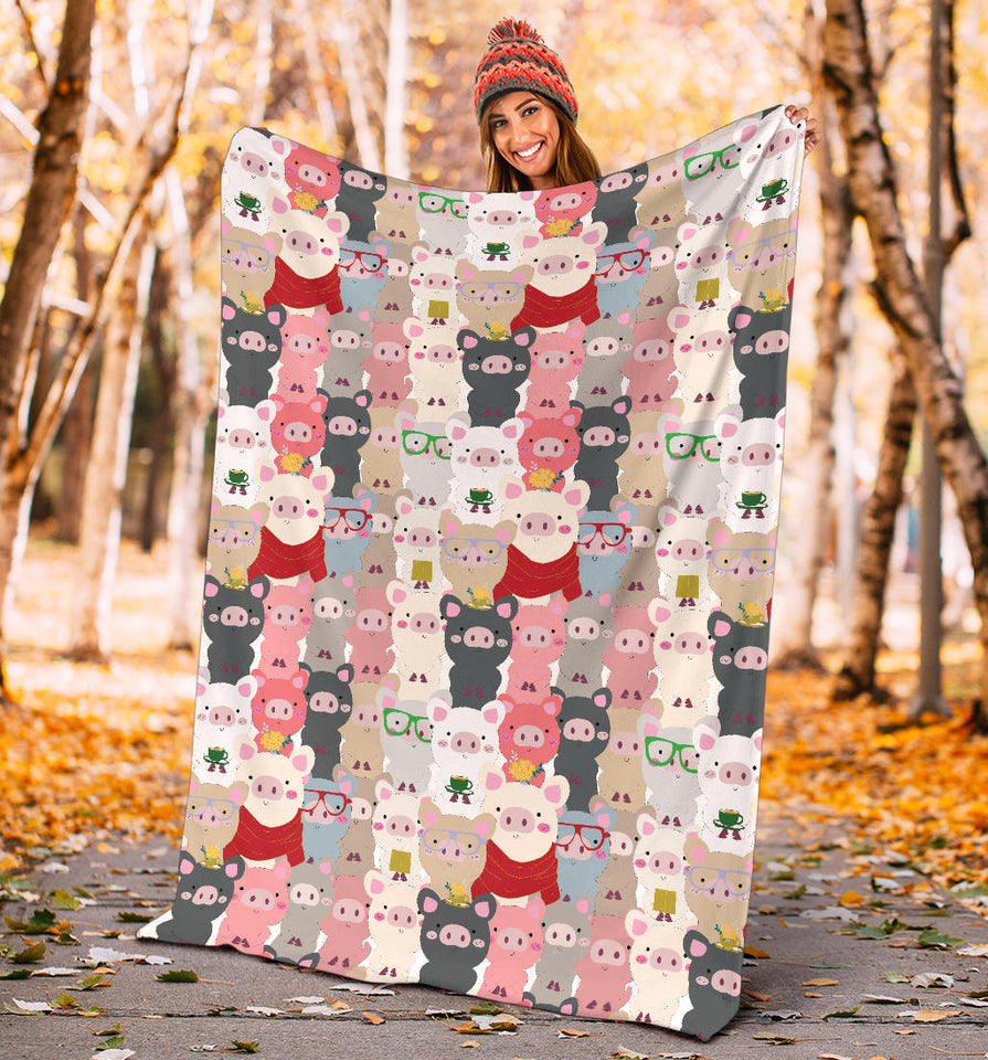Pig Pattern Print Design 02 Premium Blanket