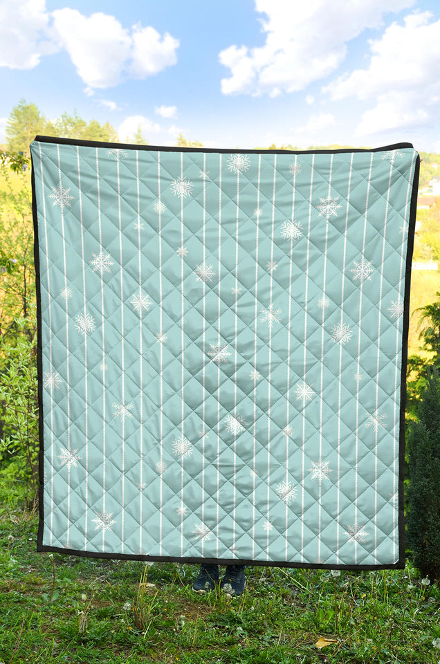 Snowflake Pattern Blue Stripe Background Premium Quilt