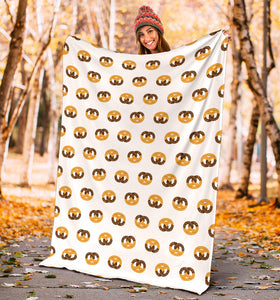 Pretzels Pattern Print Design 02 Premium Blanket