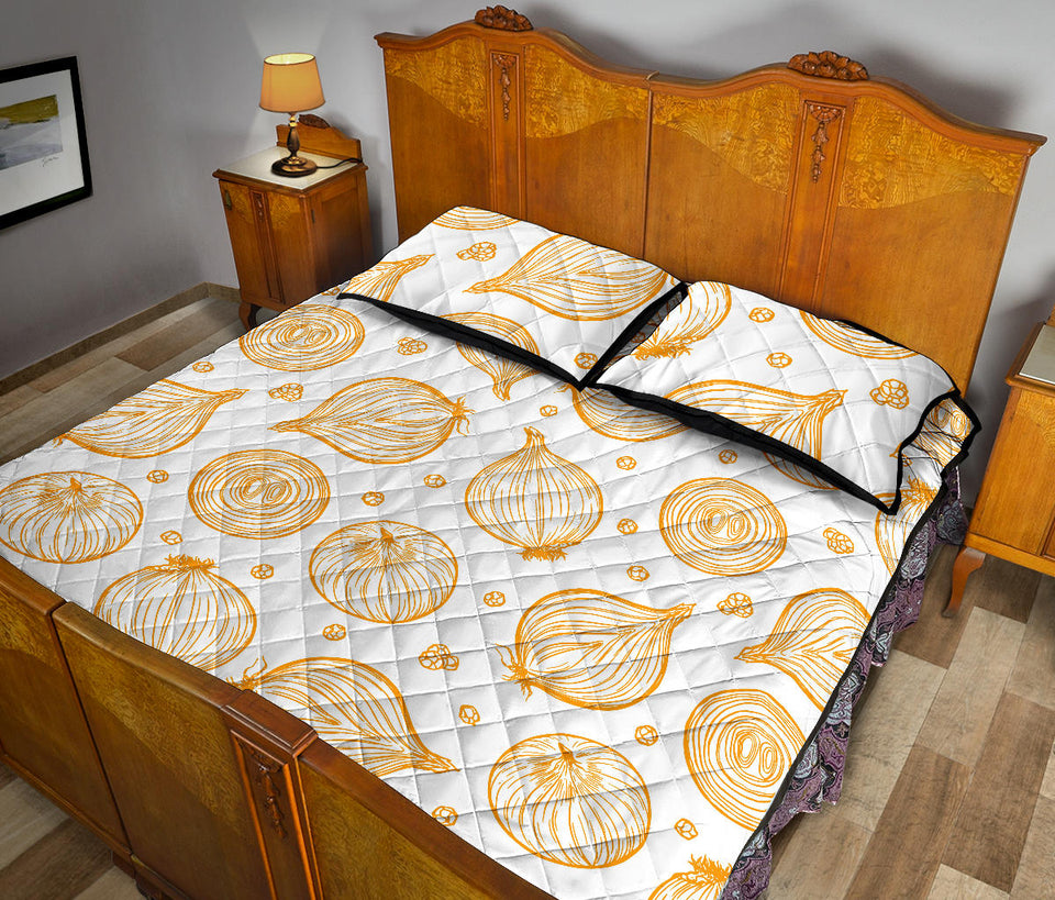 hand drawn onion pattern Quilt Bed Set