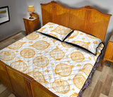hand drawn onion pattern Quilt Bed Set