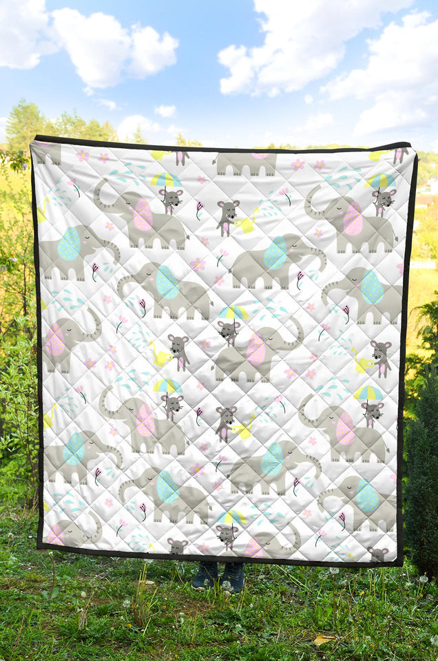 Cute Elephant Mouse Pattern Premium Quilt